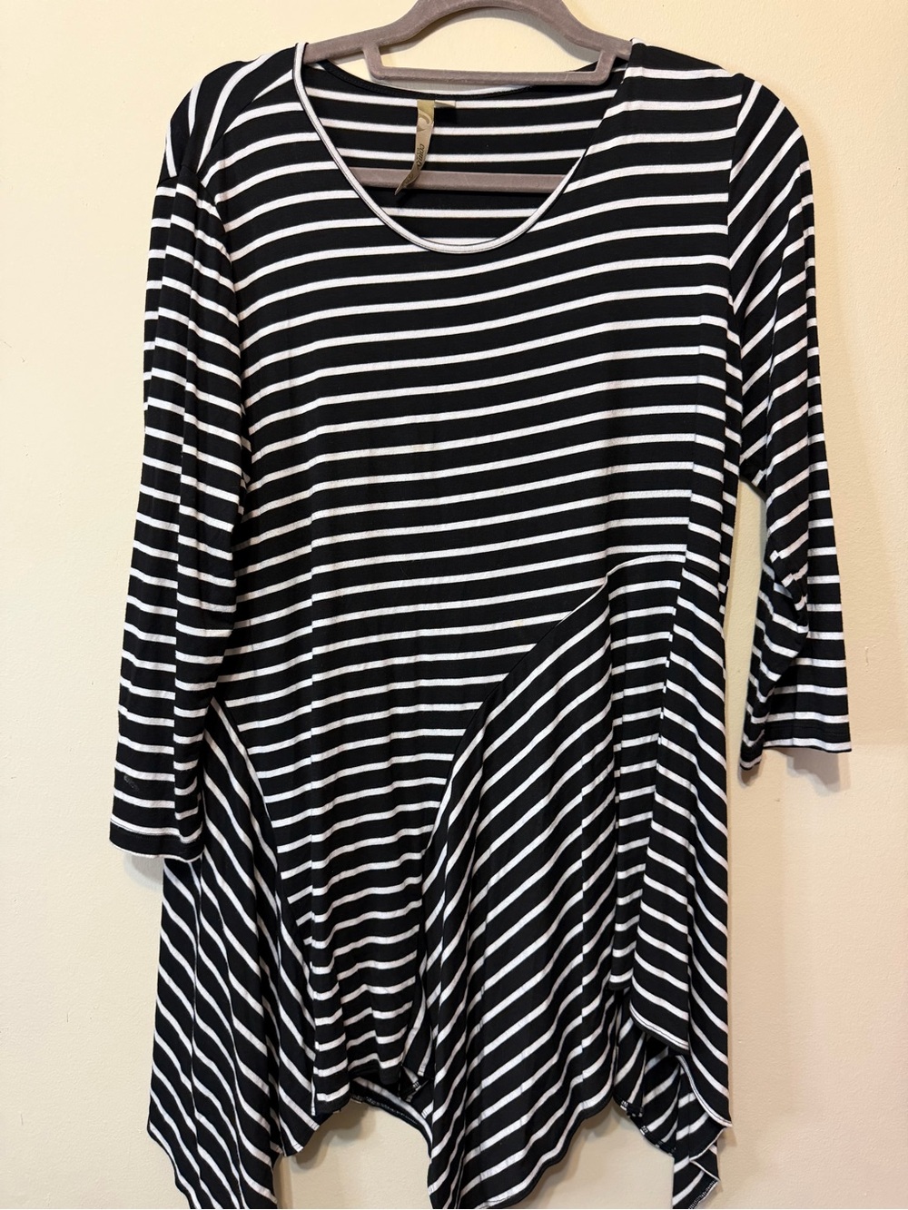 Comfy USA Black and White Striped Tunic Top 2465